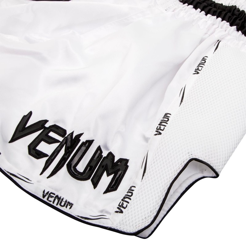 Short de Muay Thai Venum Giant