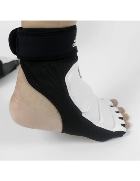 Pitaines taekwondo adidas