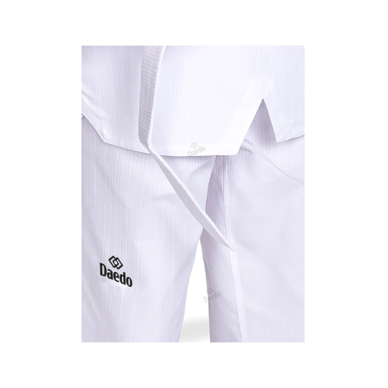 Dobok met witte kraag