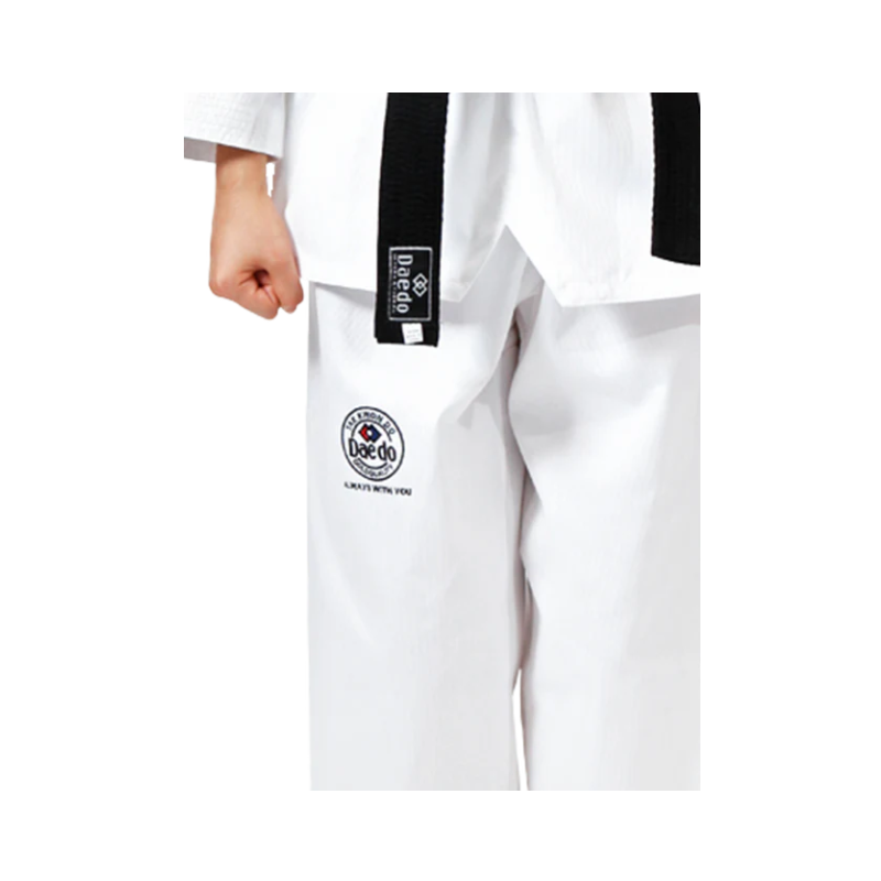 Dobok "Seoul" met zwarte kraag