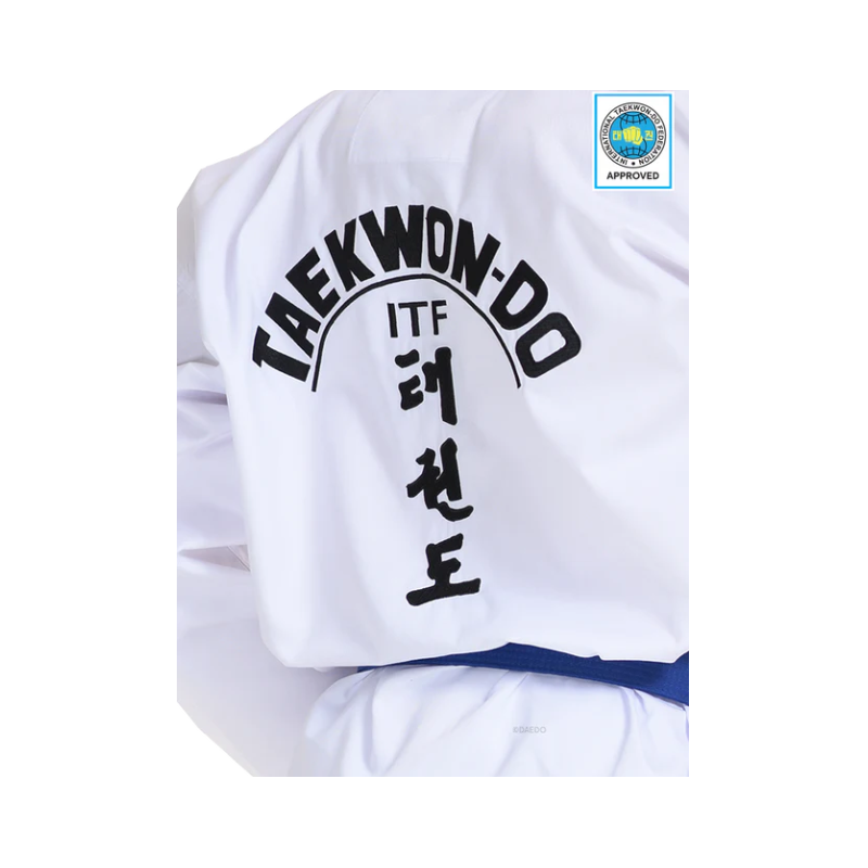 ITF-goedgekeurde dobok voor kleurbanden