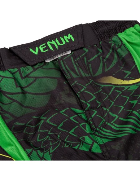 Venum Green Viper fightshorts - zwart / groen