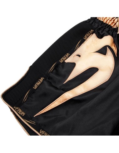 Short Muay Thai Venum Giant - Noir/Doré