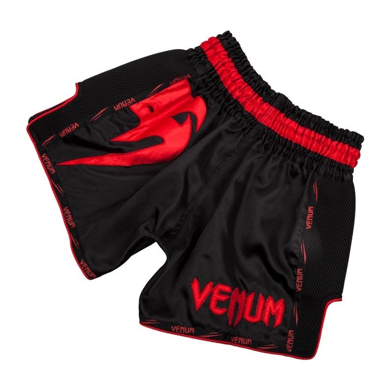 Short Muay Thai Venum Giant - Noir/Rouge